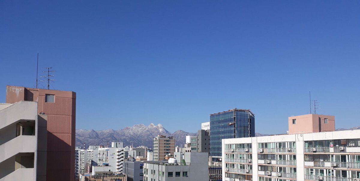 저 푸른 언덕에~  배낭 을 메고~ 황금빛 퇘양