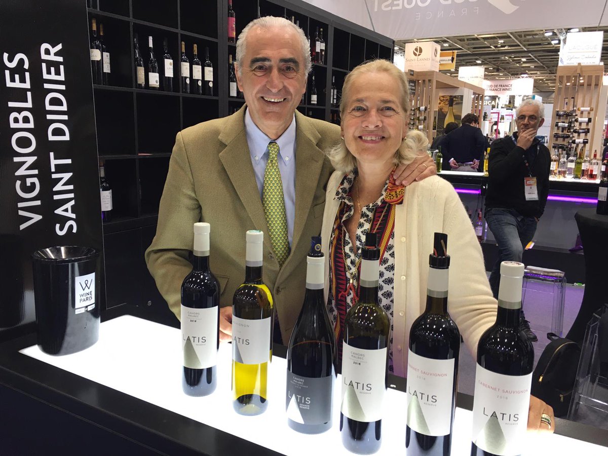 #DrinkWineDay is a celebration of wine and winemakers alike... and where would we be without the wonderful Diane and Hervé!️️🍷❤️️
