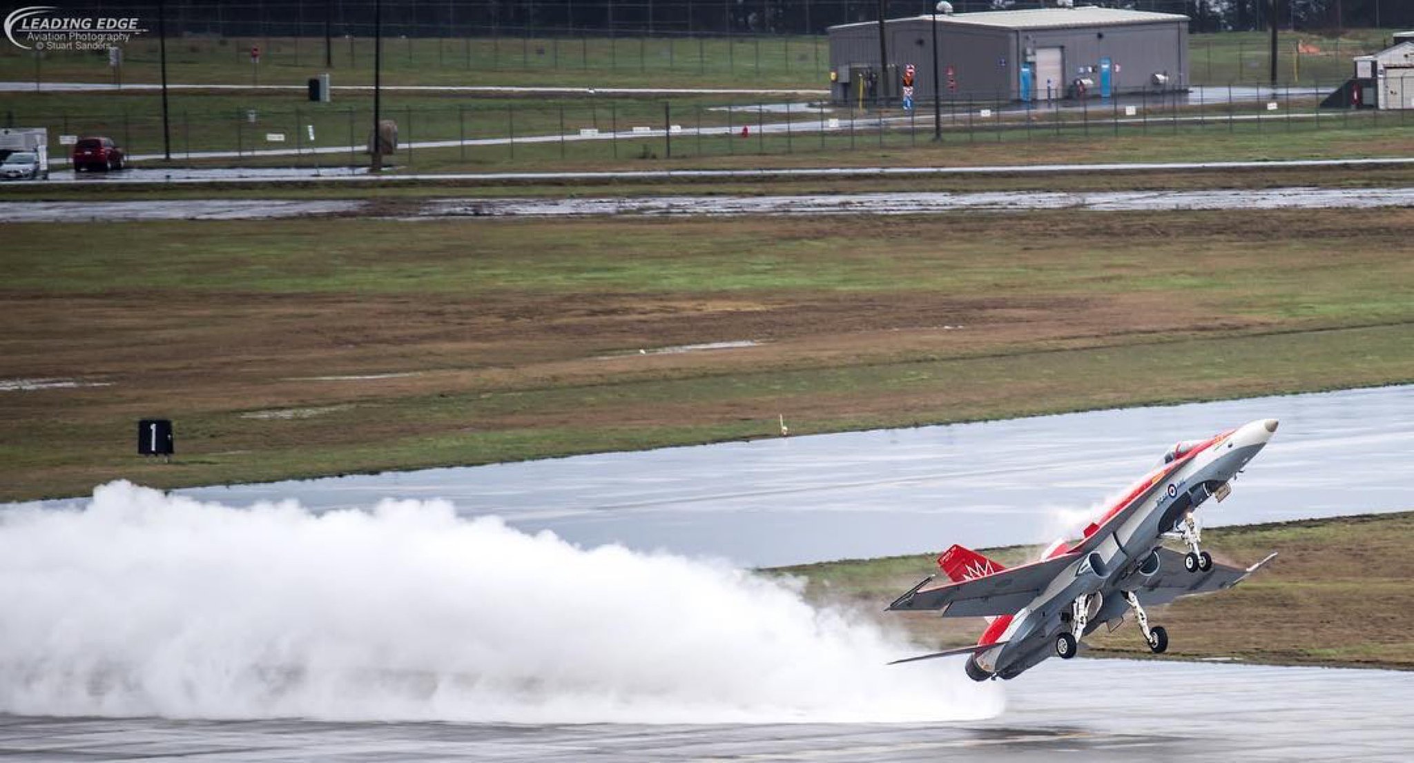 ERD1fYtWAAIAEkb.jpg:large