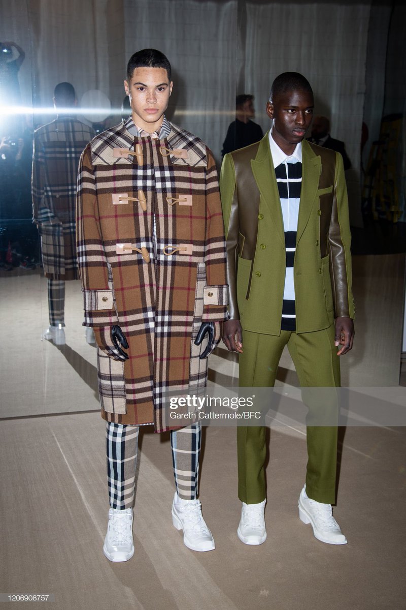 🧚🏽‍♀️🌸 tweet media