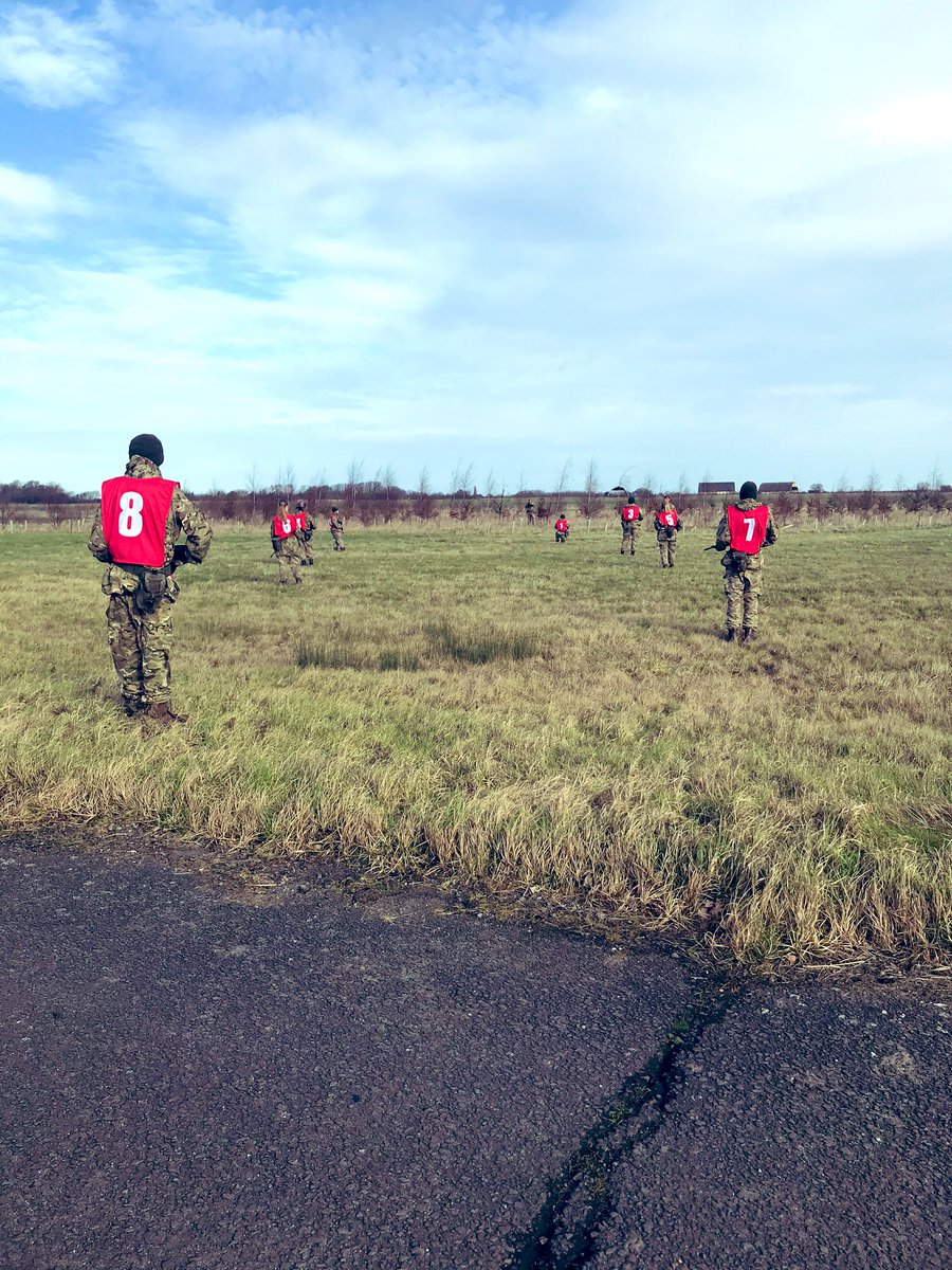 UPS_EC's tweet photo. A well deserved pit stop for lunch, after a mid morning patrol, learning how to put the hand signals into action and respond to threats from different angles. Students are doing a fab job so far 🌟 #workexperience #armyresidential #UPSisthebest https://t.co/I9WtctFMqt