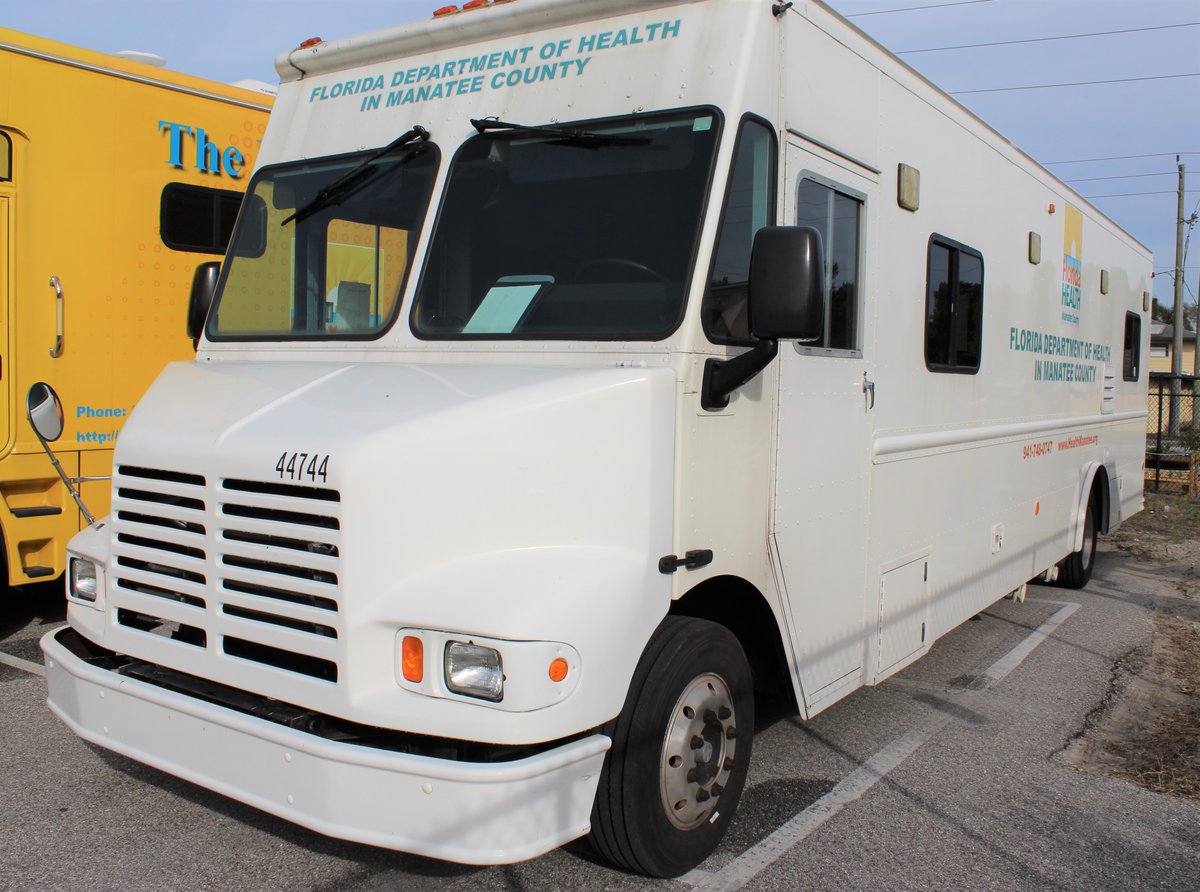 HealthyManatee's tweet photo. Manatee Health's mobile unit offers free and confidential HIV and STD testing weekdays at locations around town. The unit will be at RNR Tire Express 11 am-4 pm today (2/18) and at Los Laureles 11 am-4 pm tomorrow (2/19). For more information, call (941) 741-3747. https://t.co/JAT2XjSCRF