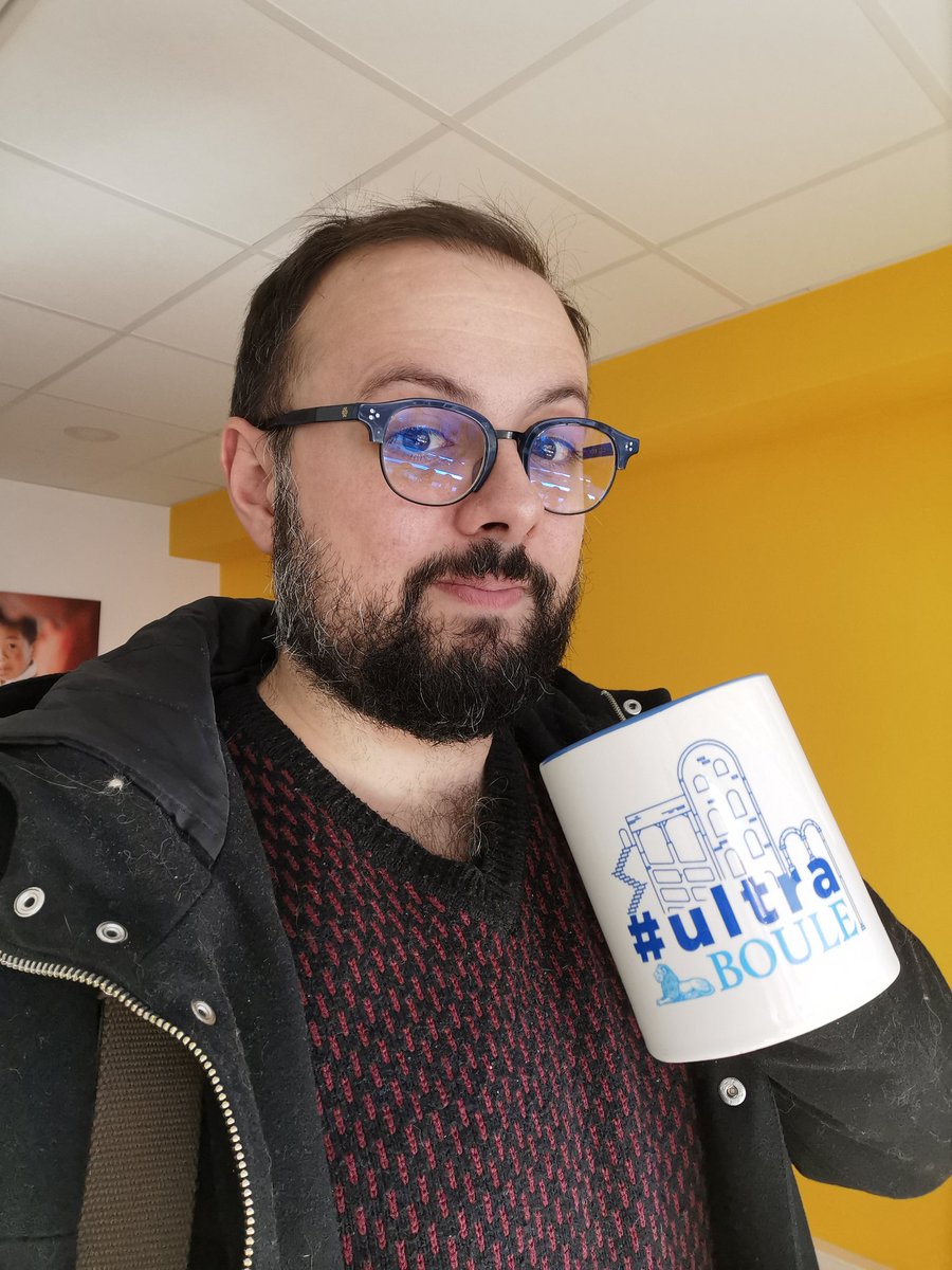 JChauche's tweet photo. Ce matin, pour @OURSCOM_FR, passage chez @Ultramedia_ag pour parler podcast et stratégie de contenus avec @ThomasNardone 
J'en ai profité pour piquer le mug de @JUrgenti https://t.co/yfwKbYKIMC