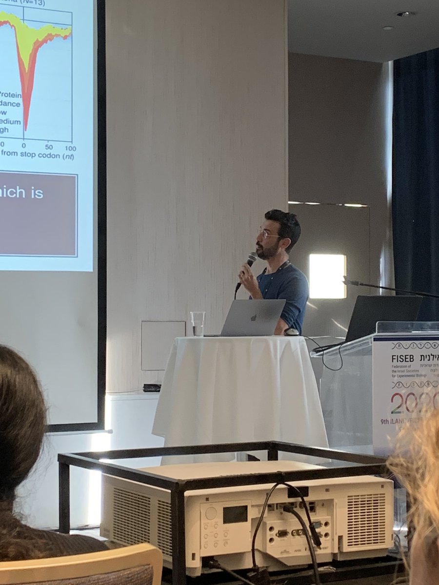 Lital_Alfonta's tweet photo. Yonatan @yonchem gave an amazing talk #fiseb2020 https://t.co/MbynSwyUKO