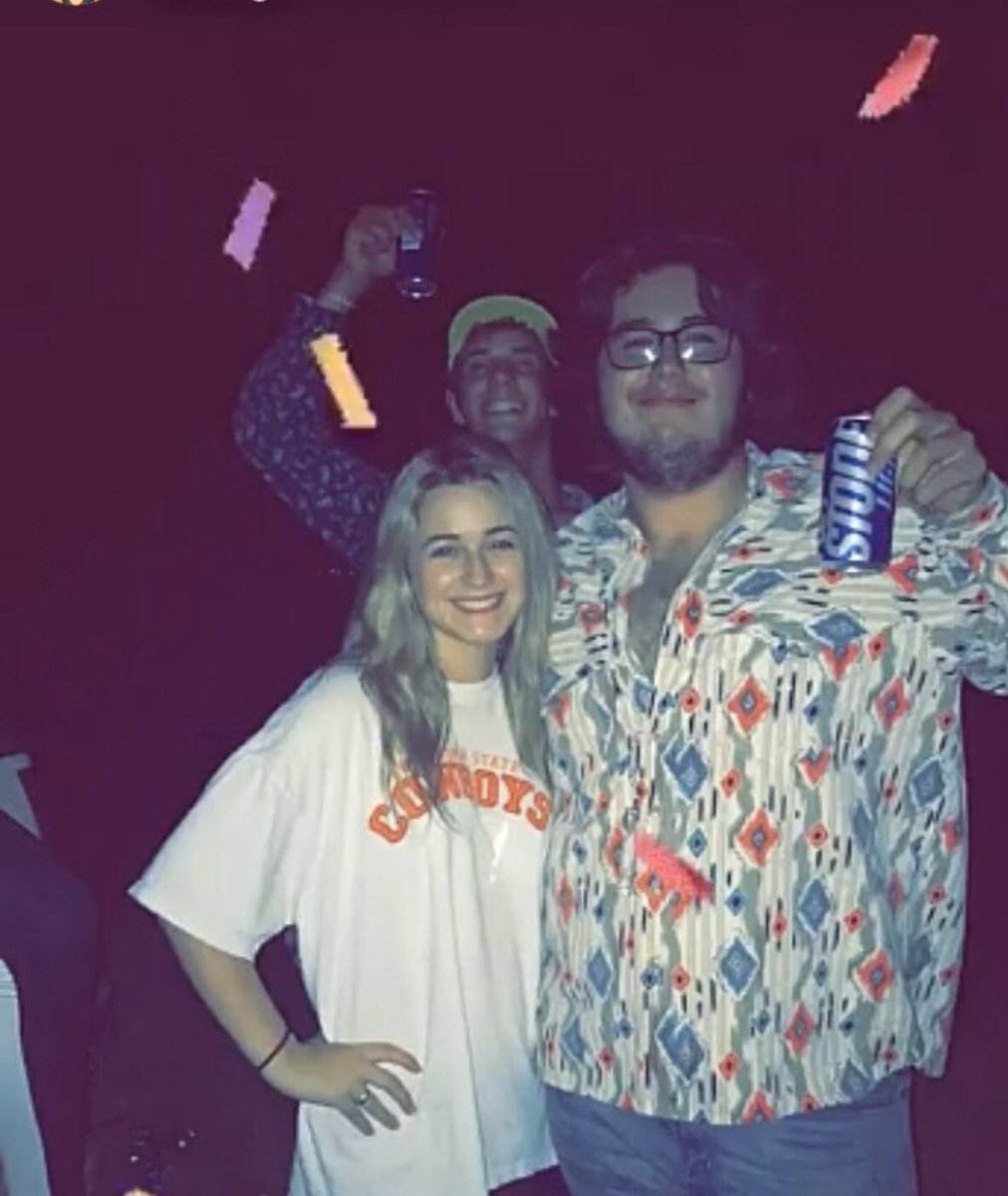 jjvalentine55's tweet photo. Happy birthday dumber. Try not to have too much fun @caileylevescy https://t.co/Ph9Ya2g5m9