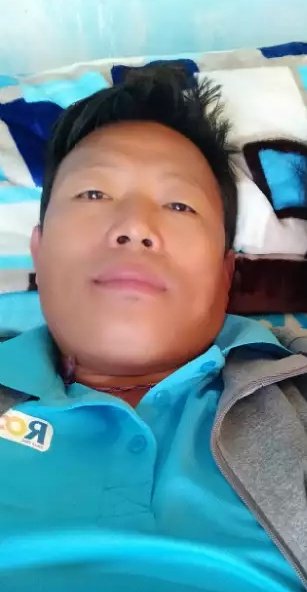 कपाल फुलेर के भो र दात झरी सकेको छैन नि अझै 8,10 वोटा झती भुइसी को म:म खाएर मात्र बिदा लिइन्छ यो स्वर्थी दुनिया लाइ😂