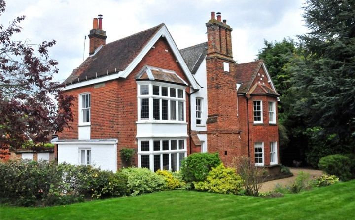 Codicote homes can now rely on builders near them, whether its boiler installations or plumbing works—Lee Construction Builders is here for Condicote’s local community.
Check us out at our site:buff.ly/2pje8ee