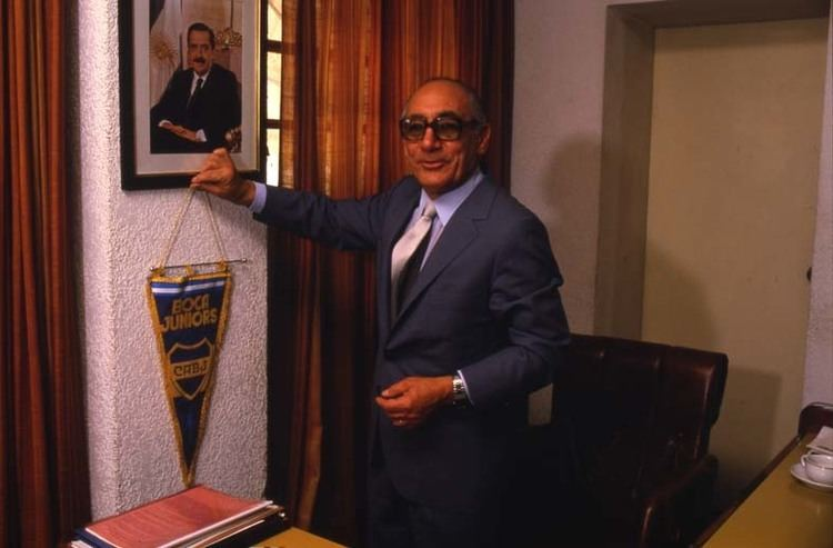 Out of the ashes of the financial disaster of the mid-80s came the election of Antonio Alegre as club president. The Alegre-Heller axis completely transformed the club's fortunes during their 10-year stint and laid the foundations for later success.