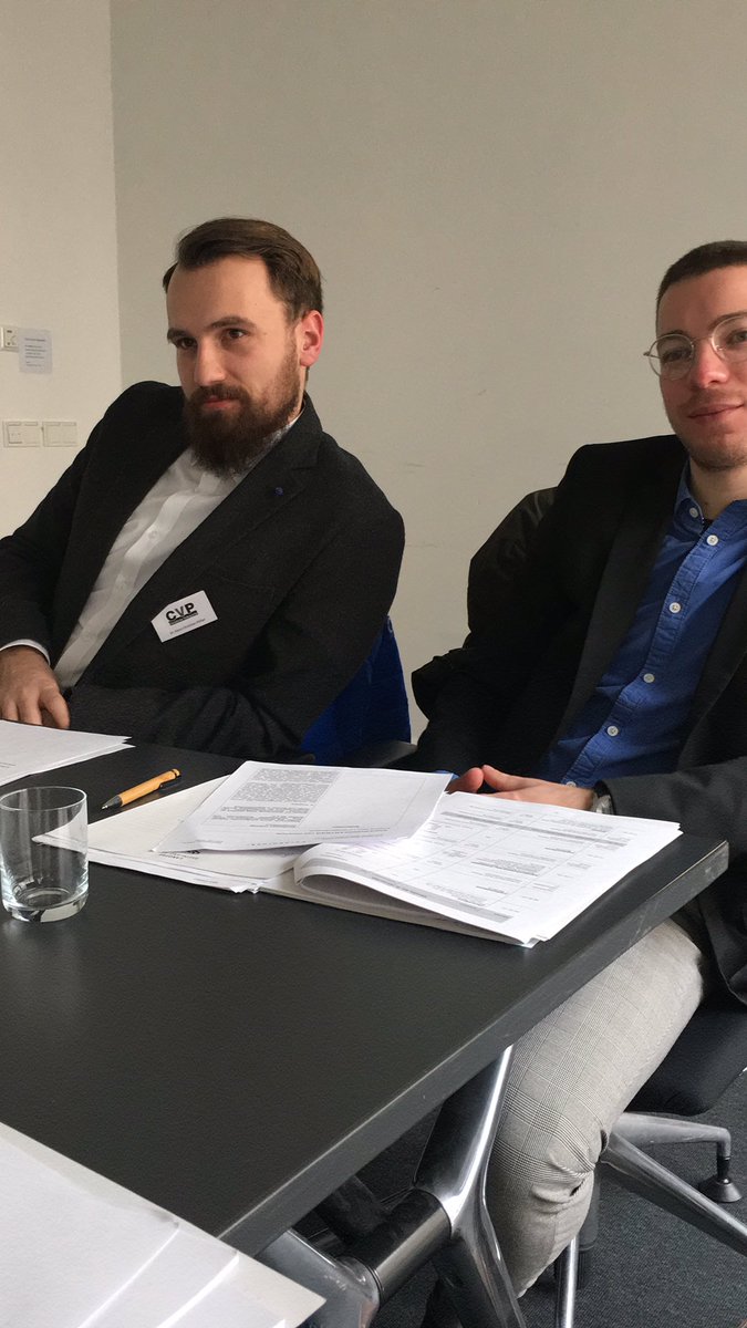 CvpPfalz's tweet photo. Fraktionssitzung. #produktiv #förderung #cvp #bildunghatvorrang #SpringSchool2020 https://t.co/hoPBTSwiNb