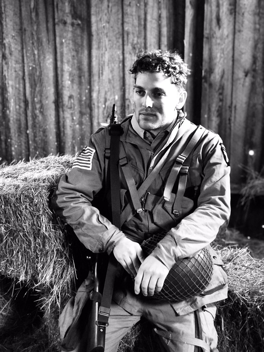 MillerJosiah's tweet photo. Last day of shooting for “Fog of War”. Dick Balanski takes a moment to rest. #fogofwar #seattlefilm #seattlefilmmakers #actorlife https://t.co/2UVpWMkkyV