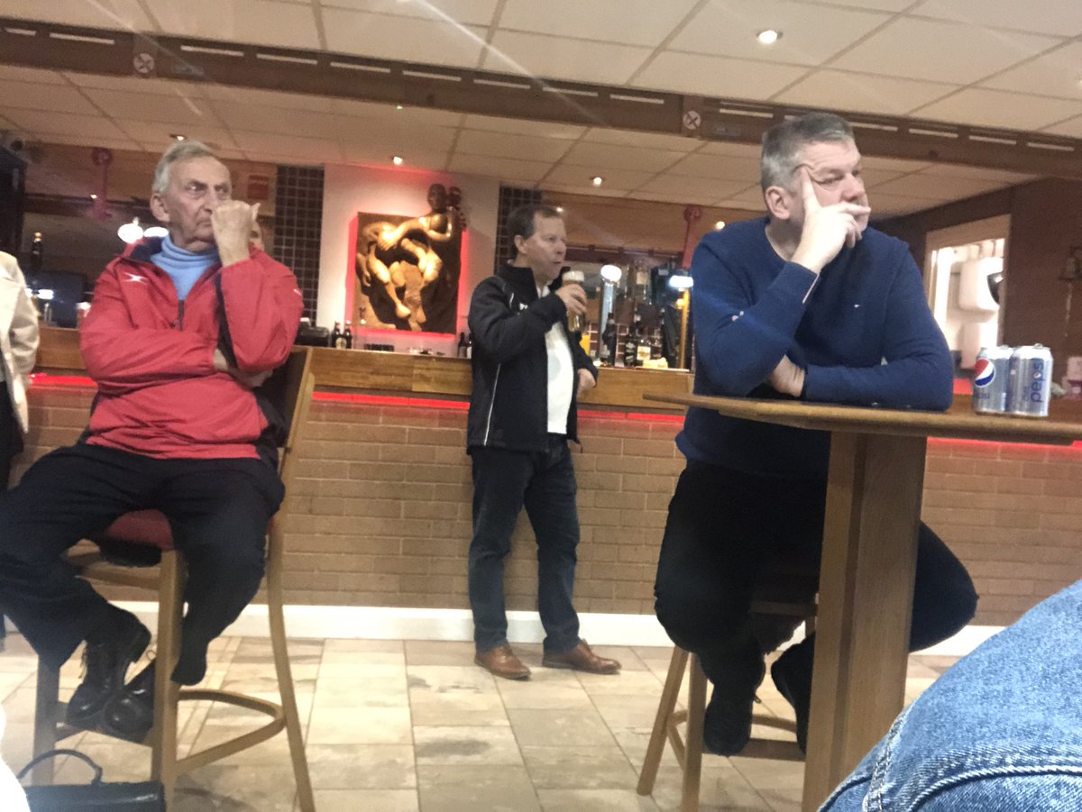 WSORofficial's tweet image. Massive thank you to Alex Thomas for our Scrum session tonight. Some valuable insight into the ‘dark arts’!! @ERRefereesAssoc @RFUWarwickshire @ScrumQueens #frontrowunion #crouchbindgrow #seeitbeit