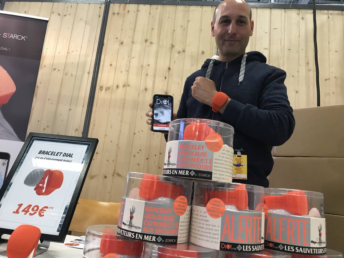 [Dans la presse] "Au <a href="/SalonPeches/">Salon Pêche en Mer</a> , un bracelet GPS de secours". Merci <a href="/OuestFrance44/">Ouest-France 44</a> pour l'article ! #PEMNantes