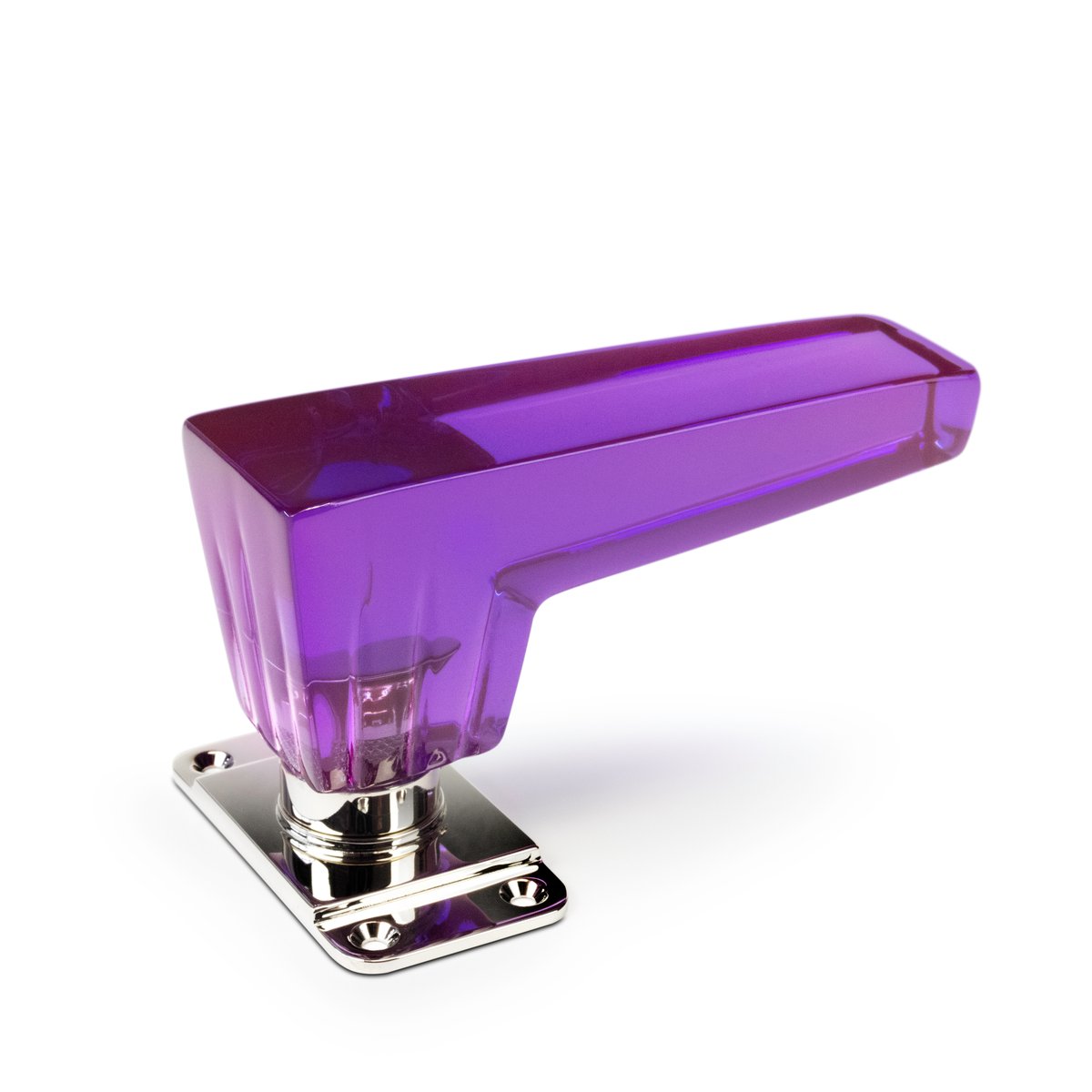 ChelseaQuarter's tweet photo. We love these #purple door handles from @hautedeco. The perfect way to add a small pop of colour to your design scheme. They have an extensive range of colours, designs and textures - head to their showroom in #chelseadesignquarter to see the full collection. https://t.co/NJIkGAasdp
