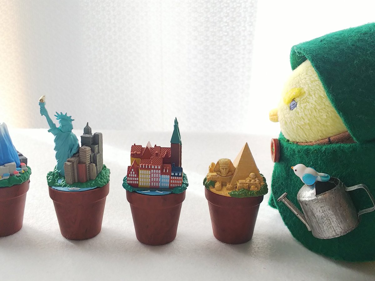 mitakeyouka's tweet photo. 世界を育てる鳥たち🐥🐥 https://t.co/kVtzLkfNaa