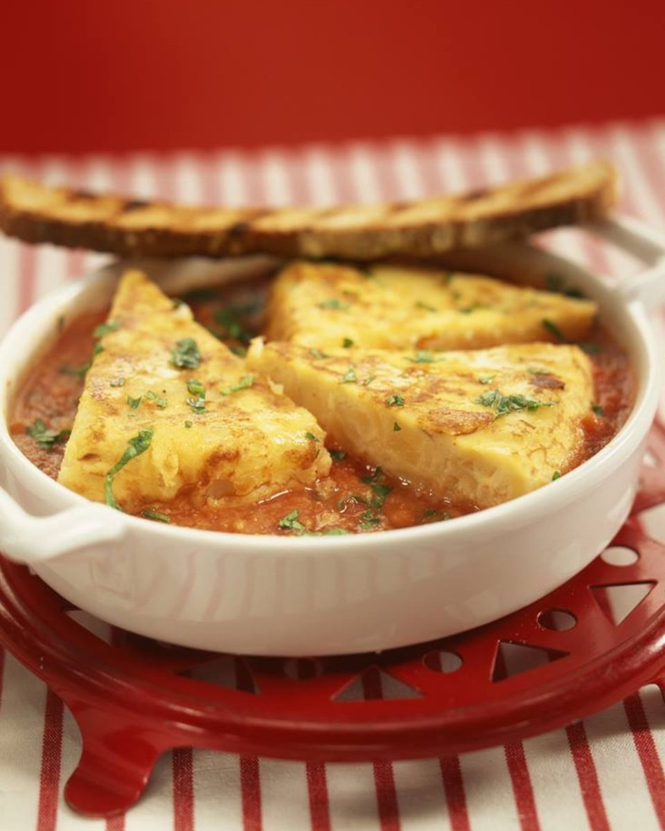 Cuisineetmets's tweet photo. Omelette pommes de terre, gruyère, tomates
https://t.co/qNkXmnOkIU
Une omelette délicieuse et simple
#recettes #cuisine #recette #omelette #oeuf #pommedeterre #fromage #cuisineetmets #instafood #instacook https://t.co/hquCHoNNHS