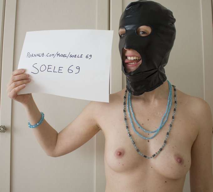 Troviamo qualche nuovo amico ;) Let's find some new friends :) #iocertificoetu @Pornhub  @Modelhubcom <a href="/tag/iocertificoetu"class="tags"><span>#iocertificoetu</span></a>