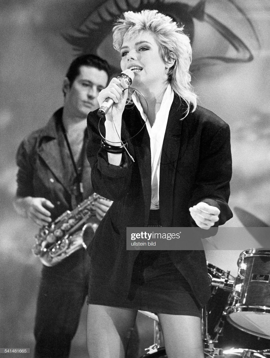 Superlink92's tweet photo. Kim Wilde @kimwilde #KimWilde #KimWildeFans #KidsInAmerica #WaterOnGlass #Select #TeasesandDares #TheTouch #AnotherStep #YouCame #Close #LoveMoves #NowandForever https://t.co/K2fNrHuyFr