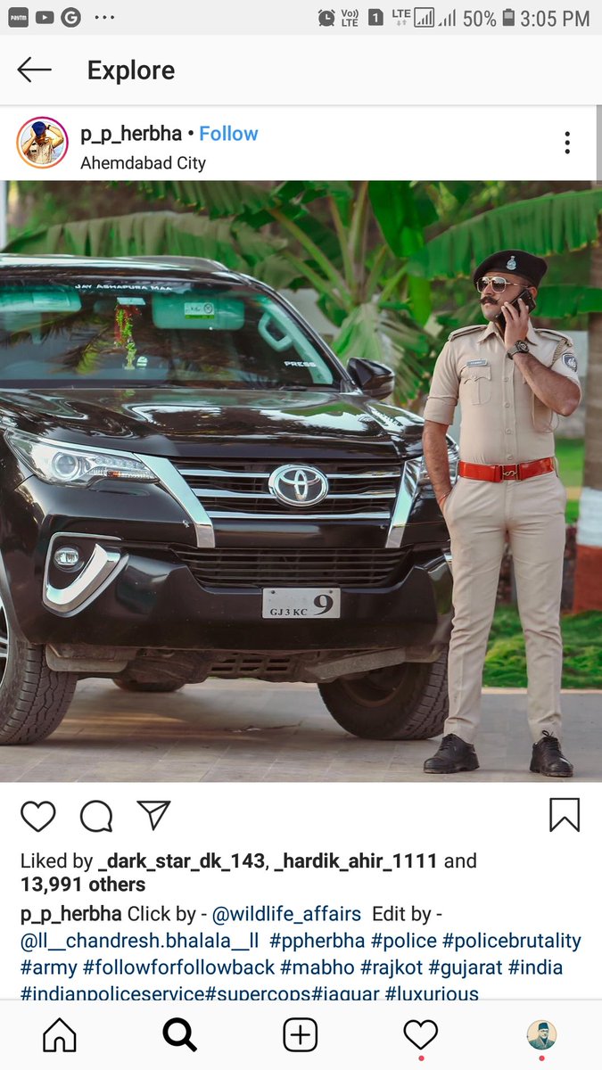 Parimal03092674's tweet photo. @VtvGujarati @tv9gujarati @ABPNews @abpasmitatv @etvgujarati1 @GujaratPolice @CP_RajkotCity 
નંબર પ્લેટ ના ચાલે સાહેબ 🤣 https://t.co/ekzBbtZqXT