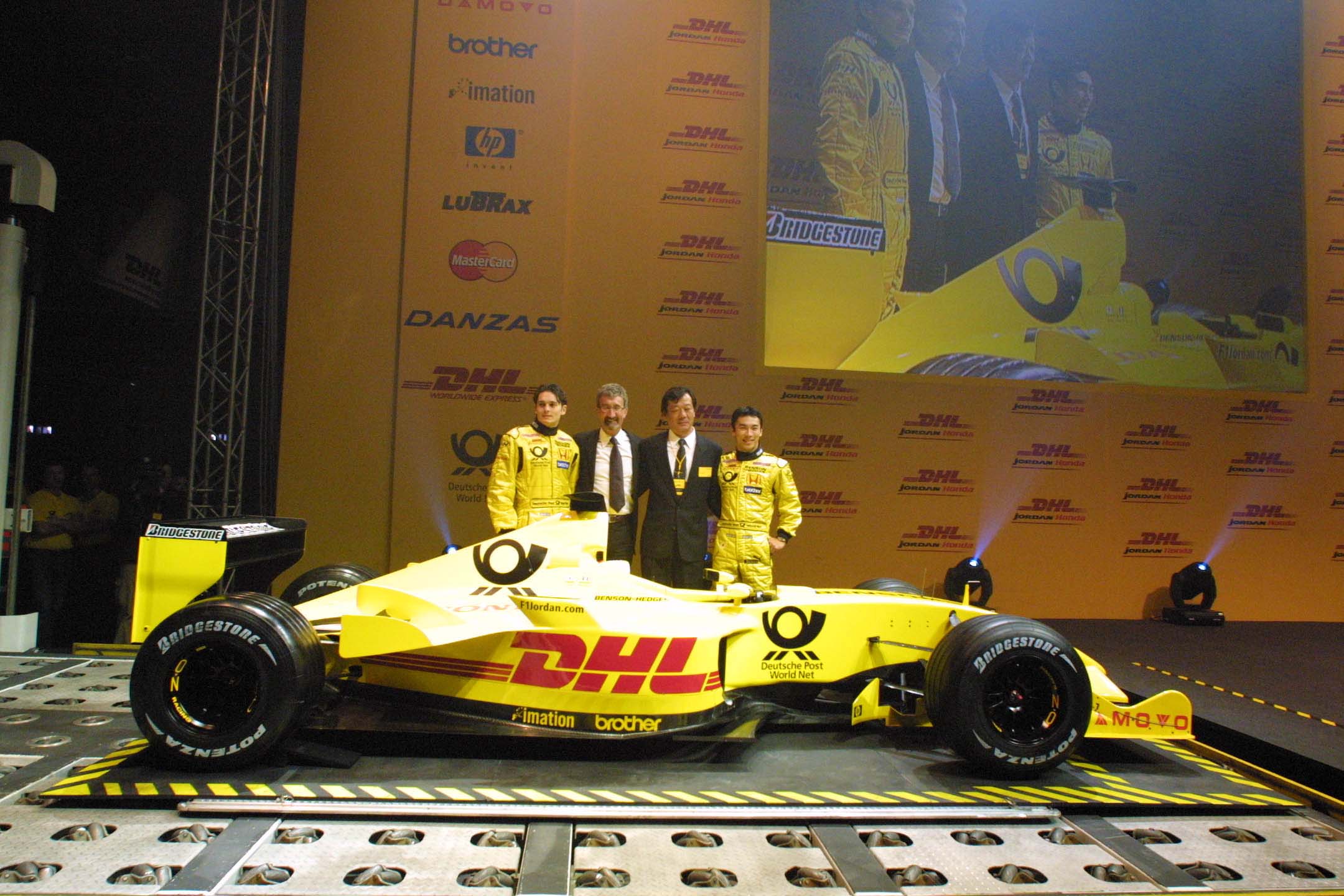 Motorsports in the 2000s on Twitter: "DHL Honda 🇮🇪 launch 9. Giancarlo Fisichella 🇮🇹 10. Takuma Sato 🇯🇵 Chassis: EJ12 Honda RA002E v10 Bridgestone 🅱️ https://t.co/c1aJXQWDHb" / Twitter