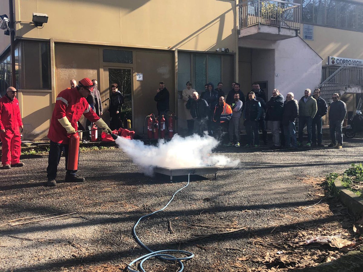 CORSO ANTINCENDIO – Terminato il primo corso 2020 - confartigianatosenese.it/corso-antincen…
