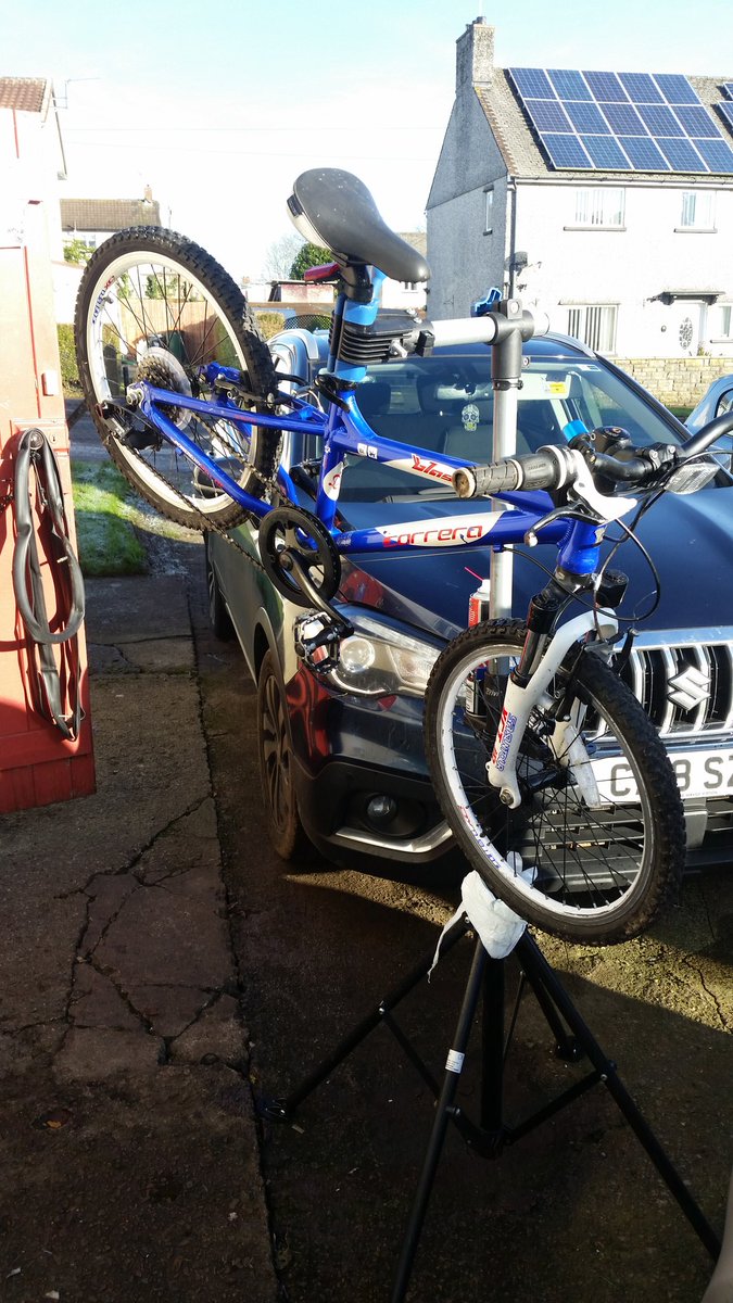 PuffaJones's tweet image. If you have a flood damaged bike I may be able to fix it for you.
Not everyone has insurance.
Some people rely on their bikes for transport.
If I have the parts you are welcome to them and I will do the work for FREE if it helps.

#cycling #recycle #freebikes  #community #newport