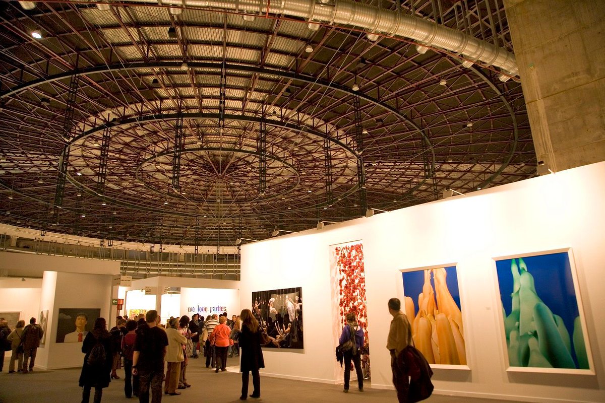 Spain_in_CH's tweet photo. ARCO. Cette année encore, #Madrid accueille la Foire internationale d’art contemporain. Du 26.2 au 1.3 2020
https://t.co/BRYxf7wJmb 👈
#VisitSpain #SpainArt #Madrid #Culture #exhibitions #ArtLovers #ARCO2020 #ARCOMadrid #GeneralProgram #arte #voyages
@Visita_Madrid @FeriaArco https://t.co/sS8UP05WAa