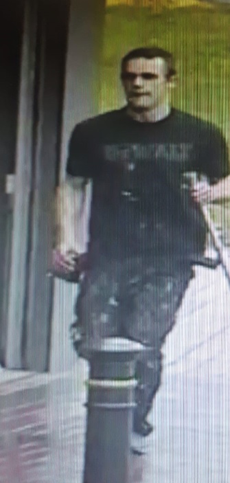 Do you recognise this man? 

We'd like to speak to him in connection with an assault in Nuneaton on Saturday afternoon, as it's believed he may have information which could assist with enquiries.

If you have any information, please call 101.

Full appeal: bit.ly/38GEGYo