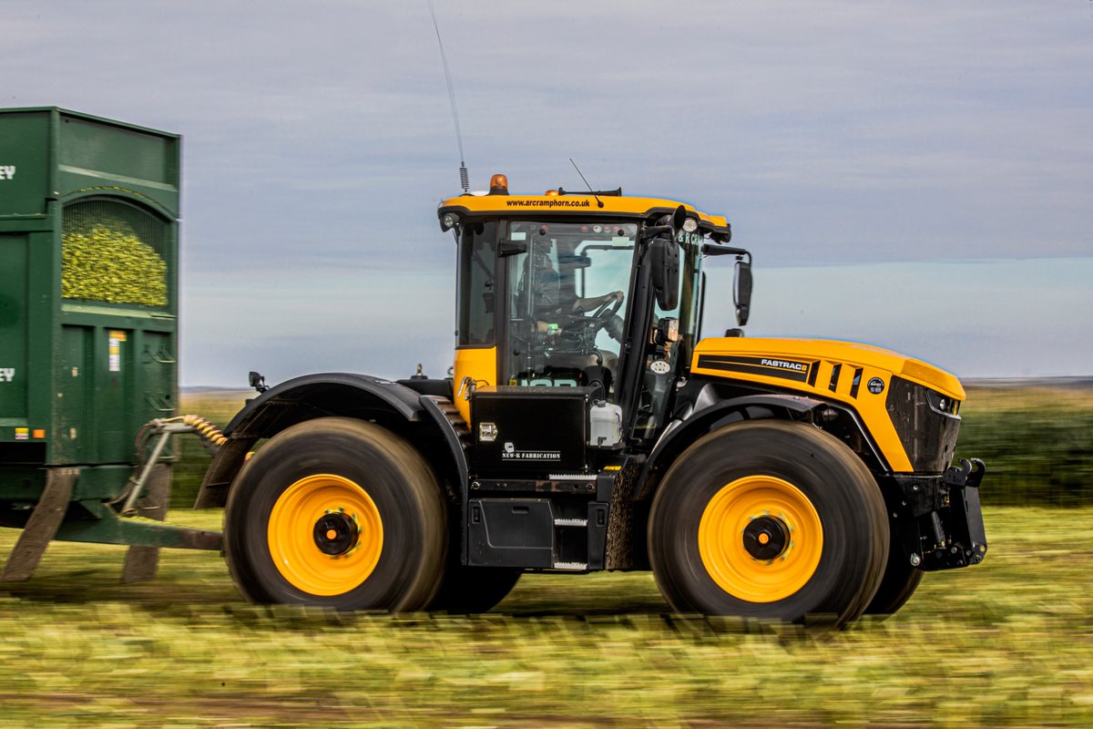 Herts Farmers Machinery Club tweet media