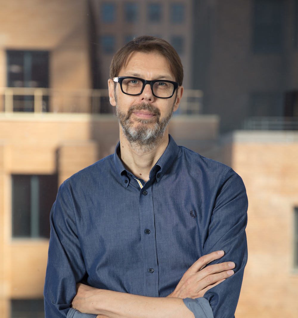 TRAIF2026's tweet photo. +++ MEET THE SPEAKERS OF THE RESPONSIBLE AI FORUM 2020 +++
➡️Today: Stefaan Verhulst
@sverhulst is Co-Founder and Chief Research and Development Officer of the Governance Laboratory @NYU (GovLab).
#ArtificialIntelligence #ethics #welcome #speaker #govlab https://t.co/vGd0NmMZn1
