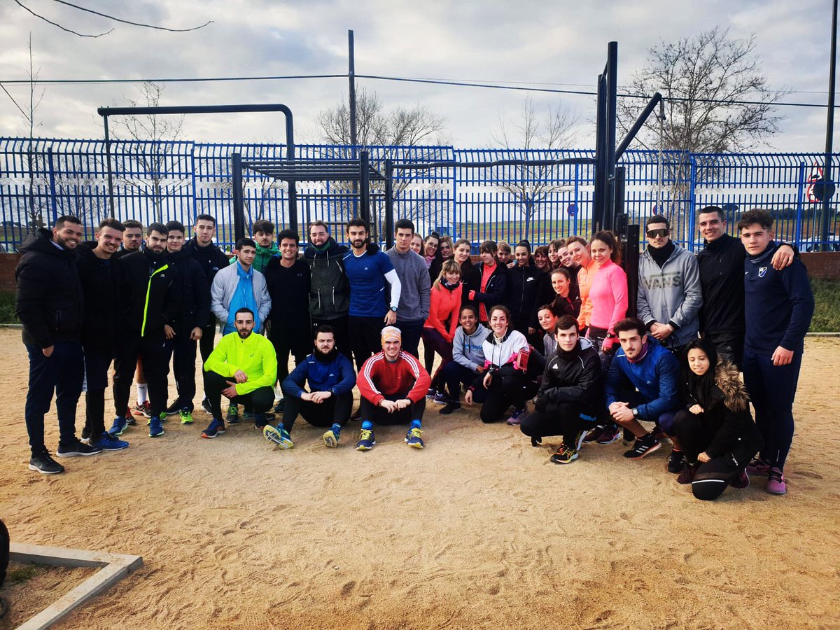OfipolESP's tweet photo. ¡Comenzamos el día a TOPE con la mejor compañía posible! 😍
Cada día más cerca de nuestro objetivo 🎯👮‍♂️, esfuerzo, constancia e ilusión no existe otro camino, y en menos tiempo de lo que te piensas estarás leyendo la palabra APTO.
¡A POR TODAS EQUIPO! #ofipol
#promoxxxvii https://t.co/mSQ7lANUn0
