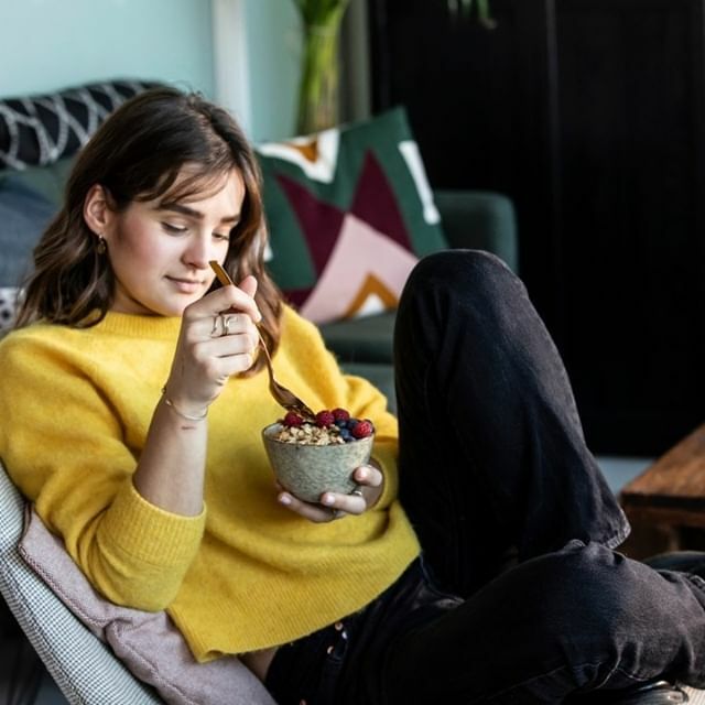 Mardi 11h - On rêve déjà du week-end avec un gros bol de granola 🥣
Dites-nous qu’on n’est pas les seuls ? 🙈

#EatNatural #Granola #SansGluten ift.tt/2UZZCWv