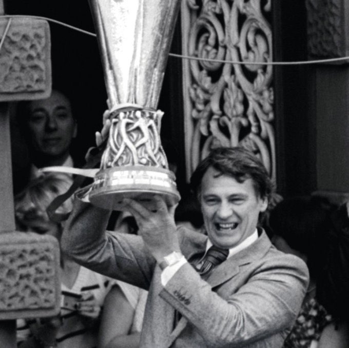 Happy birthday Bobby Robson one of the reasons we will always be far superior than the budgies 