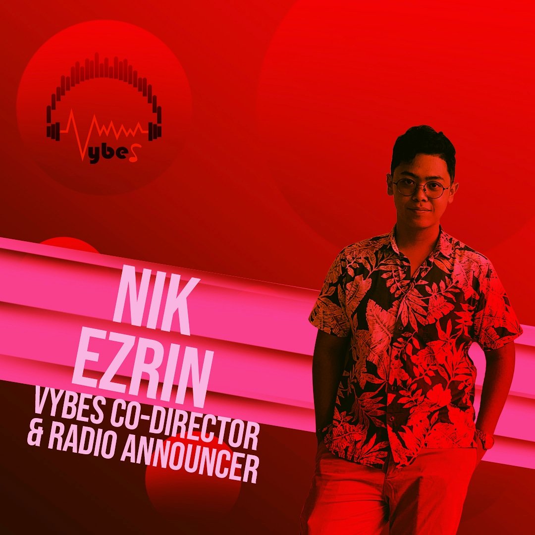 2020Vybes's tweet photo. Introducing Nik Ezrin, Co-Director & Radio Announcer of Vybes, INTI IU Community Radio
#vybes #inti #radio #director #aimanishak #MondayMood #soundengineer #ourstation #active #lifestyle #influencer #maverick #enigma #charisma #twitter https://t.co/Ww5KO524B9
