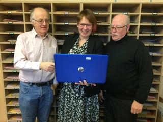 popethcymraeg's tweet image. There were big celebrations yesterday as we launched Llwyfan, a resources website for Welsh for Adults tutors.  Anyone can visit the site through following the link buff.ly/2P4tdKz .  #WelshForAdults #Resources #BigDevelopment #DysguCymraeg