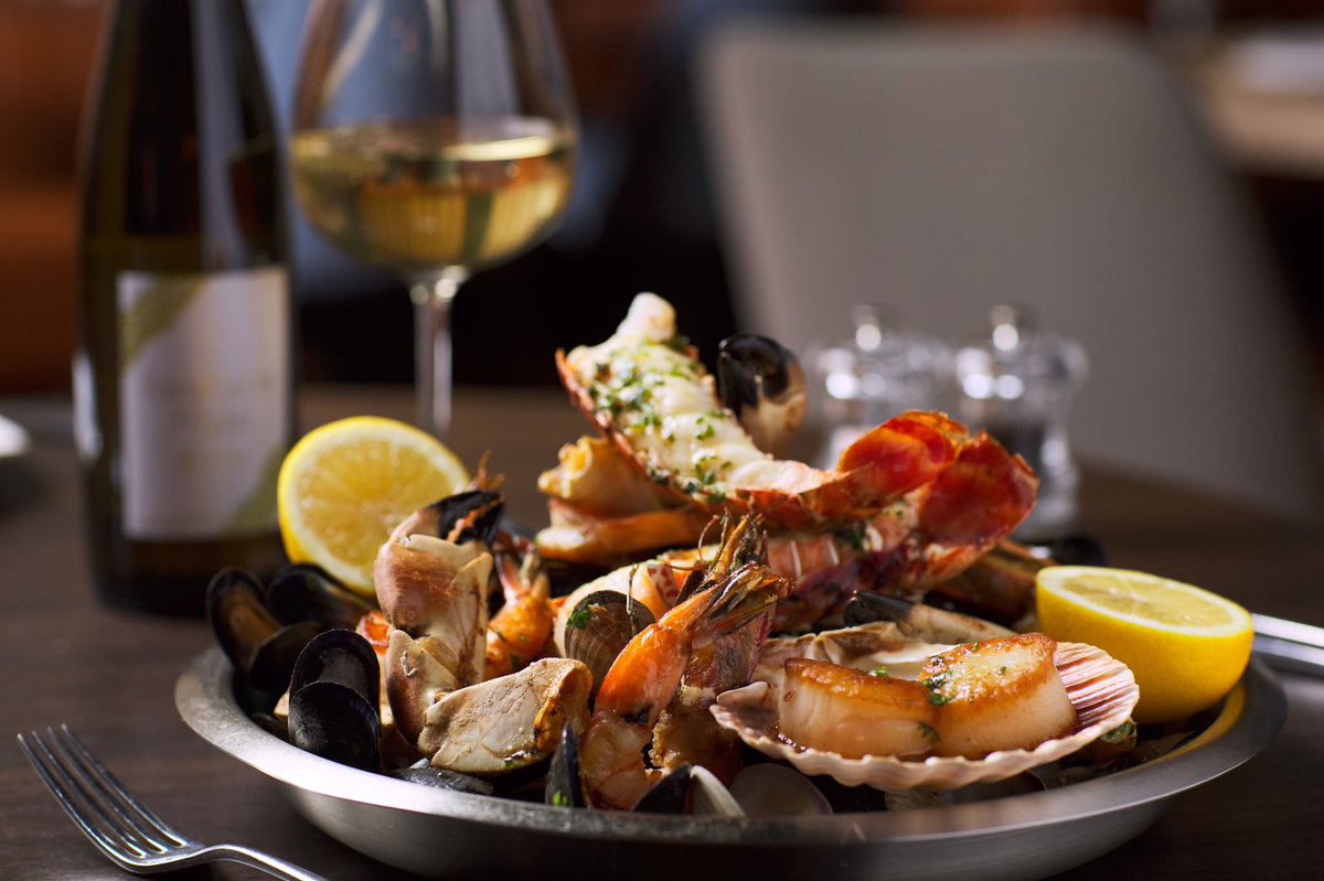 Join us every Friday for our special Seafood Friday’s Menu 😍🦐