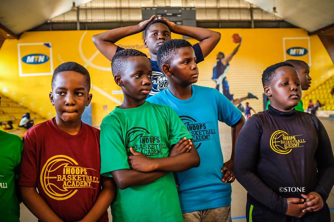 ihoopsbball's tweet photo. Reppin the iHoops logo all day...errrr day🏀⛹🔥
Let us know how u would like 2rock your #iHoops logo✌
@smart_twjp @nbstv @DeepEndSports @geoffobbo13 @979chamberz @Sport890 @ballinmotion @ballnafrica @sportfashion @ColleenB123 @KalwanyiSamuel @quinnkyam @sbashaija @kelly_halima https://t.co/FTuP4s5LvO