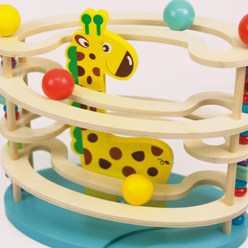 ANDREUTOYS's tweet photo. Este divertido tobogán viene con cuatro bolas de diferente color ... me pido la roja, ¿y tú?. 😉

#andreutoys #educationaltoys #juguetesdemadera #jugaresesencial https://t.co/4ybz8LzSay