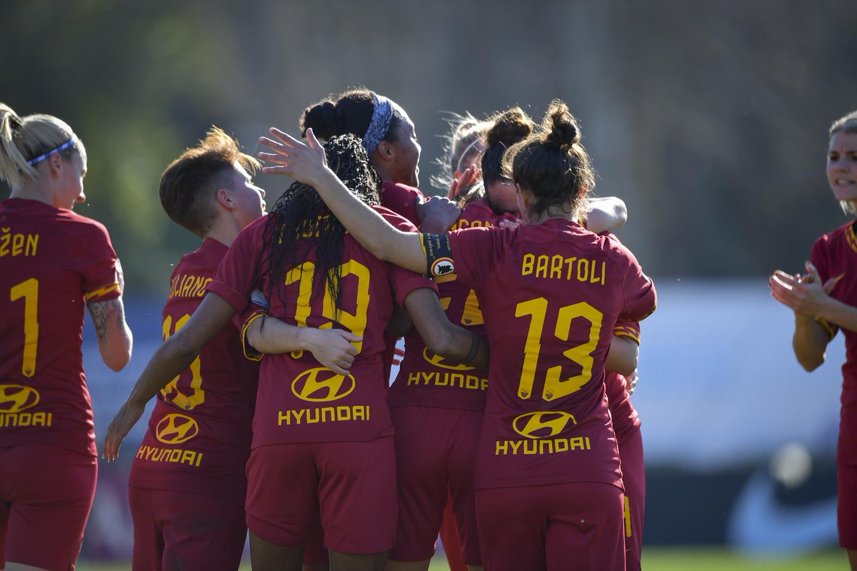 radio_romanista's tweet photo. 📻 #WonderFootball
✌️ Tra la vittoria dell'@ASRomaFemminile con il Verona e la gara con il Sassuolo di domenica, parliamo della Primavera che domani sfida la Juve nella finale del Torneo di Viareggio 🏆
🎙️ @lorenzo_censi / @FabiolaRieti / Valerio Pantone
#ASRomaFemminile 💛❤️ https://t.co/dTSXUiqR1r