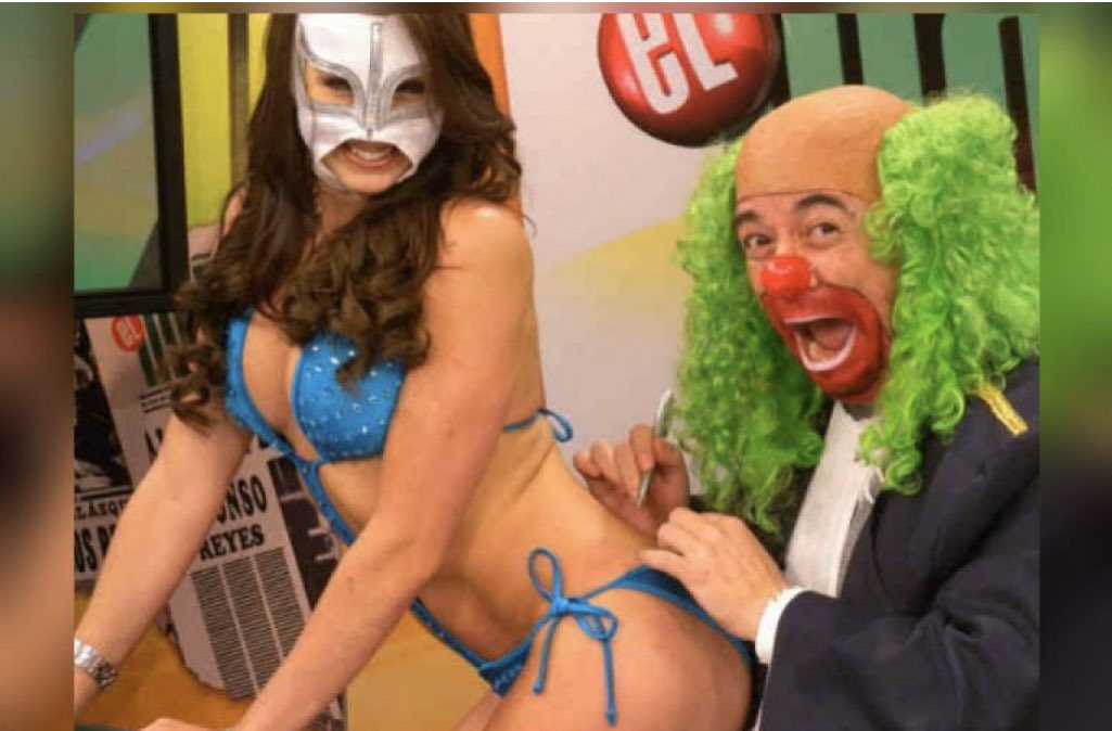 _VicenteSerrano's tweet photo. Muchos de los que hoy toman la bandera del feminismo y dizque luchan contra la violencia de género defendieron hace no mucho tiempo estas actitudes en TV. Nos llamaban envidiosos a quienes llegamos a señalar la “cosificación” de la mujer. Son unos hipócritas. Admítanlo https://t.co/PEmCk5dfny