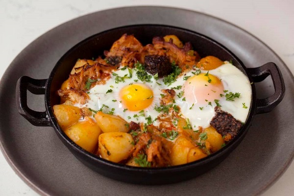 WIN brunch for 4 at <a href="/CrowStDublin/">Crow Street Dublin</a> in Temple Bar in the Boards Birthday Bonanza! touch.boards.ie/thread/2058055… #win #boardsbirthday #birthday #boards #food #brunch