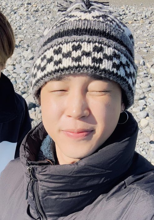 jmnpromise's tweet photo. baby jimin                             baby jimin https://t.co/KSUSFADCXi