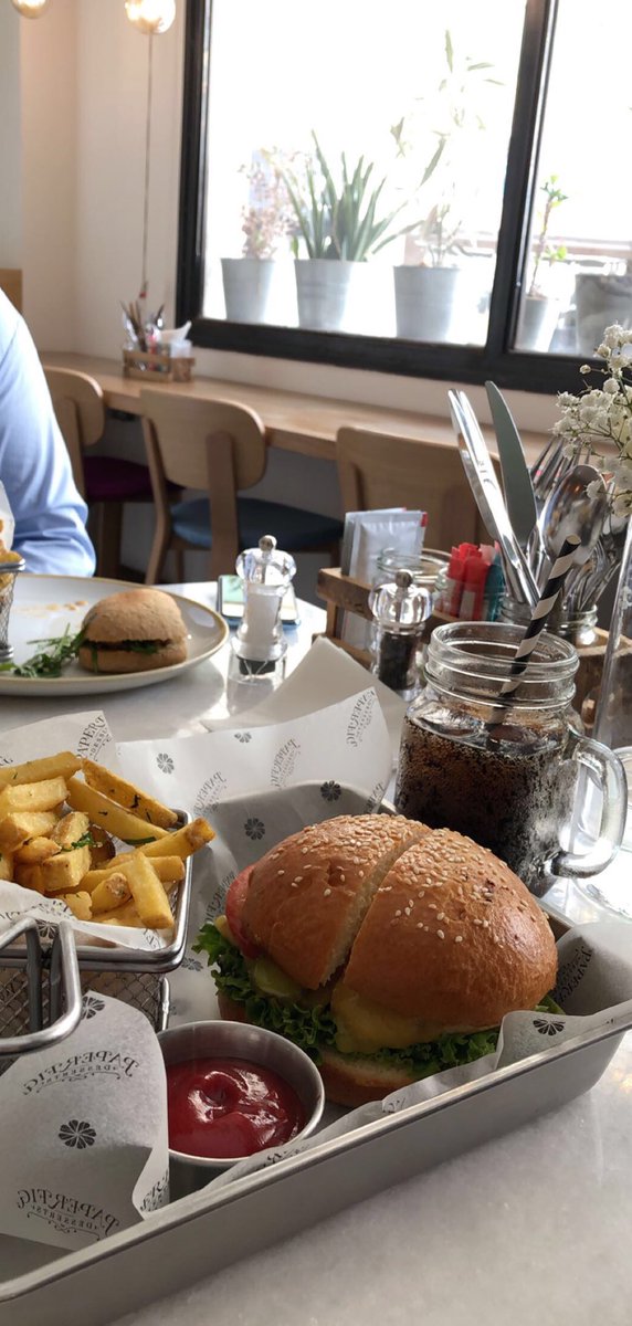 ❤️✨<a href="/Paperfiguae/">Paper Fig | Sharjah</a>