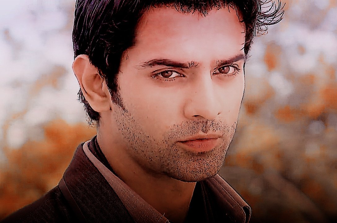 Episode 12His eyes & That smirk  #ArnavSinghRaizada  #BarunSobti #Arshi  #IPKKND  #RabbaVe