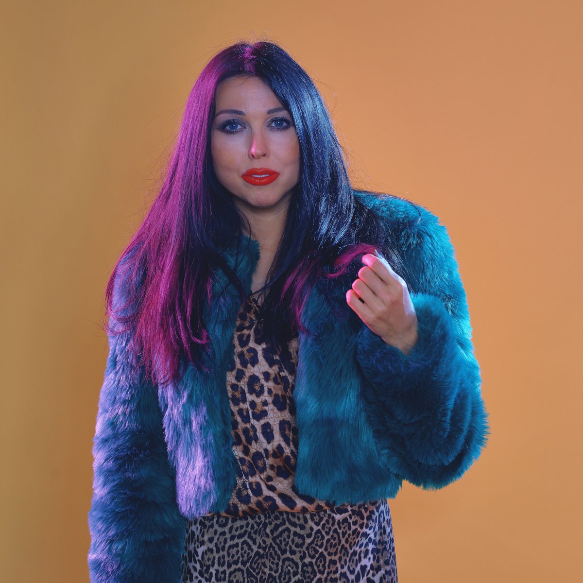 Author @CashCarraway will be at <a href="/CIHhousing/">Chartered Institute of Housing</a> Scotland's Housing Festival on 4 March. Read her blog on what inspired her to write Skint Estate. ow.ly/gnaz50yp8ZO