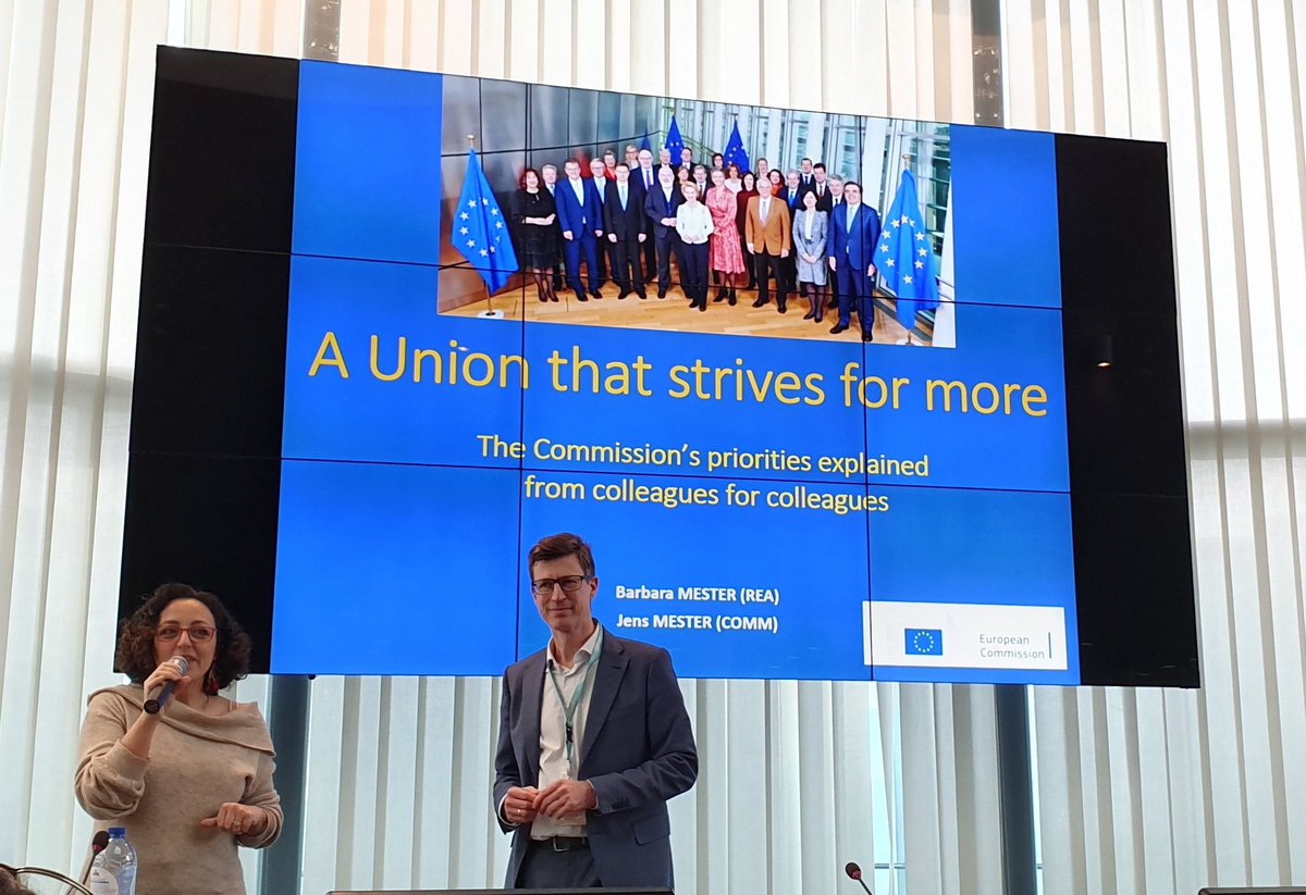 virginiapuzzolo's tweet photo. A union that strives for more
Today we are in @REA_research to discuss what are the challenges the #EuropeanUnion is facing today and how the new #vanderLeyen #EuropeanCommission will answer them. 
If you what to know more https://t.co/YQ7vKCV99y https://t.co/SEsBXC0qAs