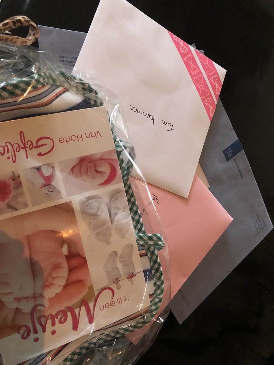 SRT_AIRDROP's tweet image. Zou de @belastingdienst niet weten dat het een meisje is geworden?? #blauweenvelop