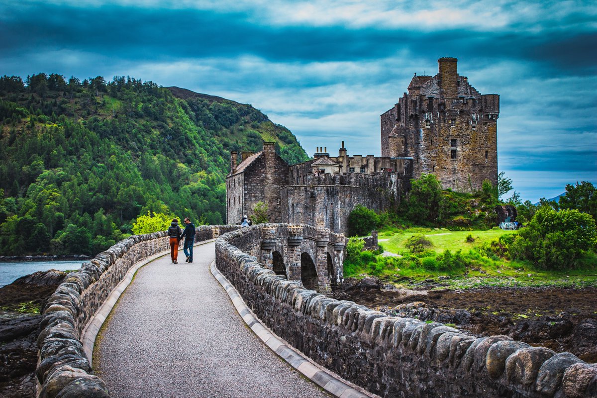 EuroWelcome's tweet photo. Considerado el castillo más ✨ BELLO ✨ de Escocia. 
Tenemos 2 Tours que te acercan a él. Ven y compruébalo por ti mismo. #teacercamosbelleza #creamoxexperiencias #toursenespañol #anglovision https://t.co/ARC3h9kjzi