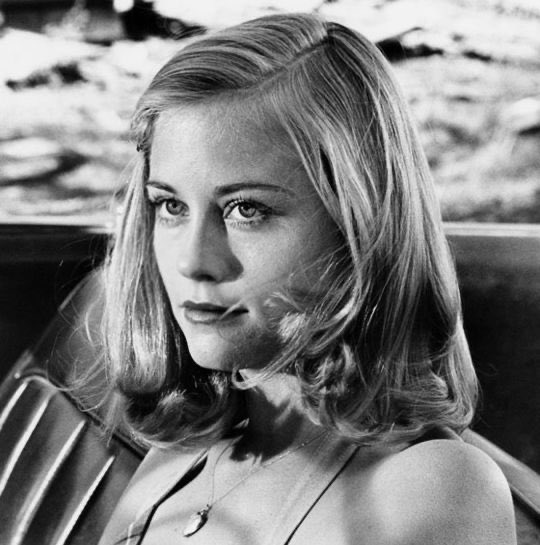 Happy birthday Cybill Shepherd ! 