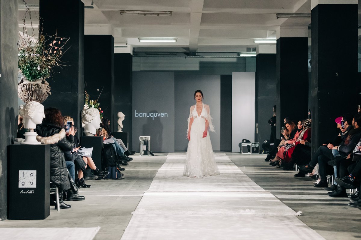 PCARDINHALI's tweet photo. Pierre Cardin Halı sponsorluğunda düzenlenen şehrin en zarif düğün etkinliği #BridalWeekend'te akıllarda kalan muhteşem kareleri sizlerle paylaşıyoruz. #PierreCardinHalı #BridalWeekend #Event #Etkinlik https://t.co/mjCM8Ee7fp