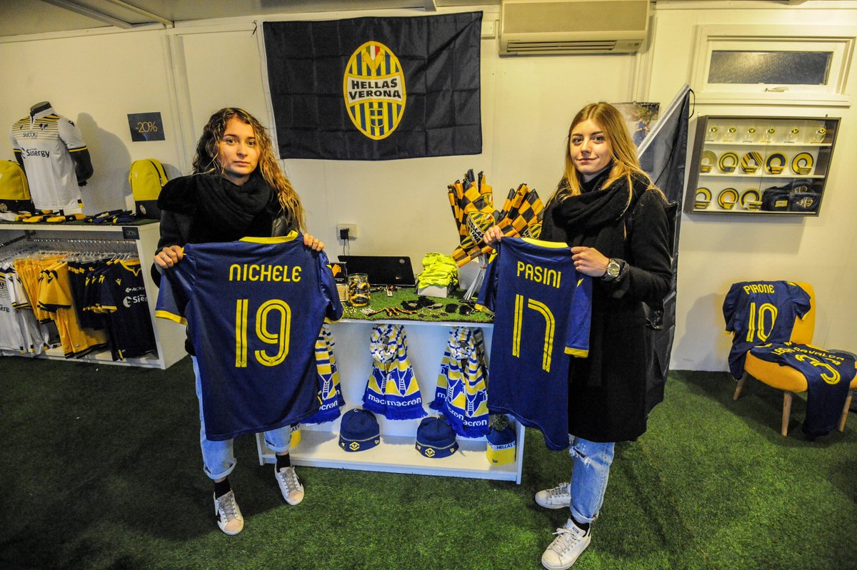 HellasVeronaFC's tweet photo. Sabato 22 febbraio le Women ti aspettano all'inaugurazione dell'#HellasStore #Olivieri: continuano le promozioni per #VeronaJuve e #VeronaCagliari
Scopri qui ➡️ https://t.co/BcwMeQmmJI
#HVW #DaiVerona #HVWomen #HVStore https://t.co/Ls6S2RTeSD